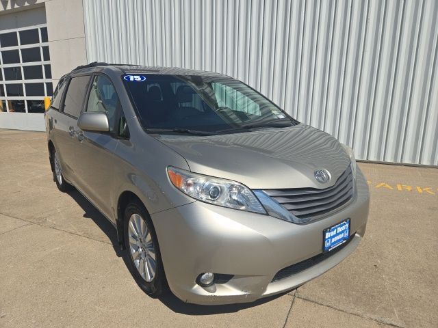 2015 Toyota Sienna XLE