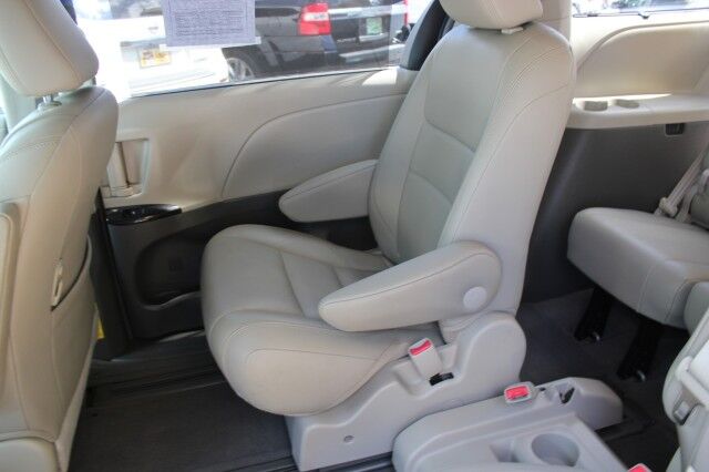 2015 Toyota Sienna XLE premium XLE premium Melbourne FL