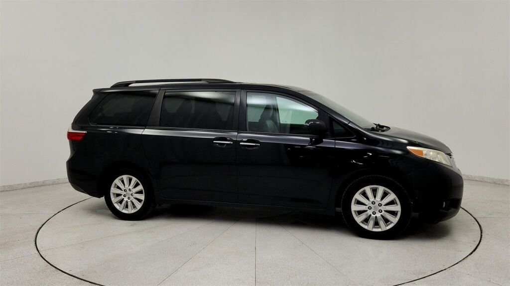 2015 Toyota Sienna XLE Laurel MD