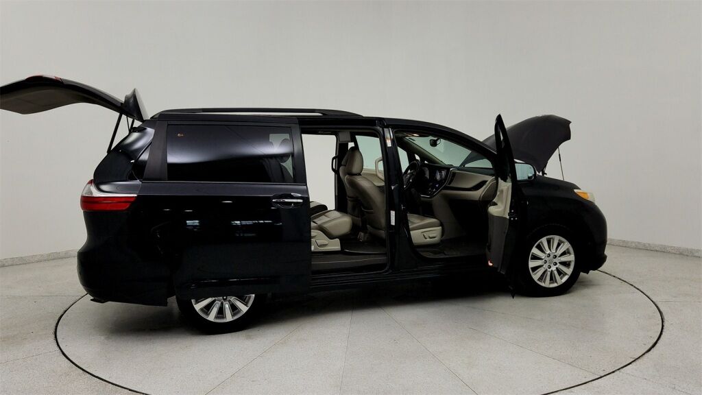 2015 Toyota Sienna XLE Laurel MD