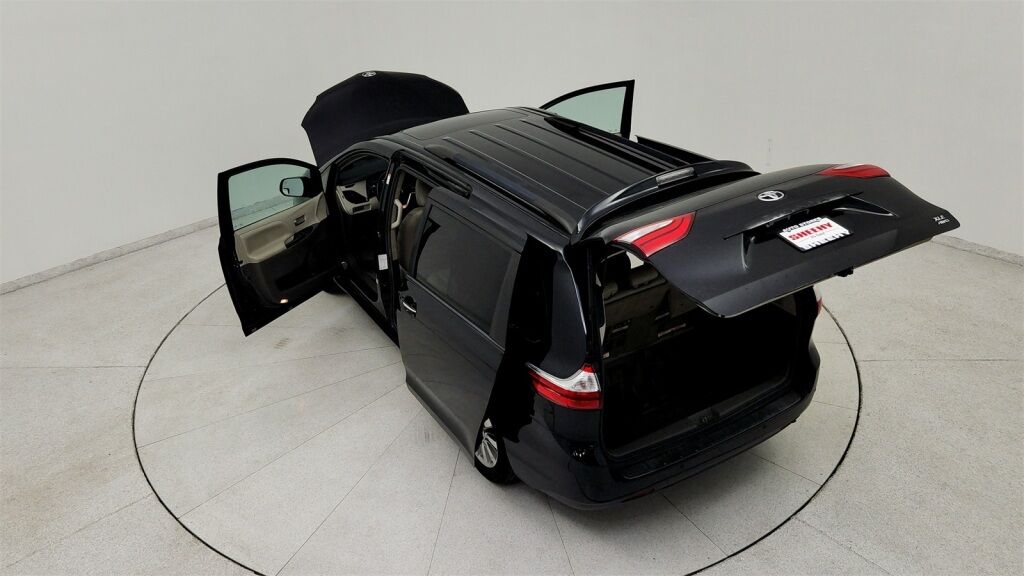 2015 Toyota Sienna XLE Laurel MD