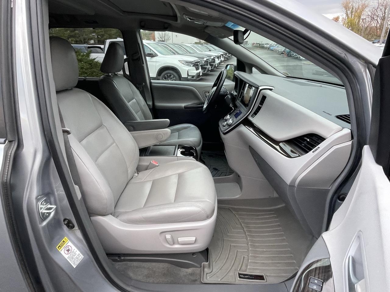 2015 Toyota Sienna XLE Alexandria VA