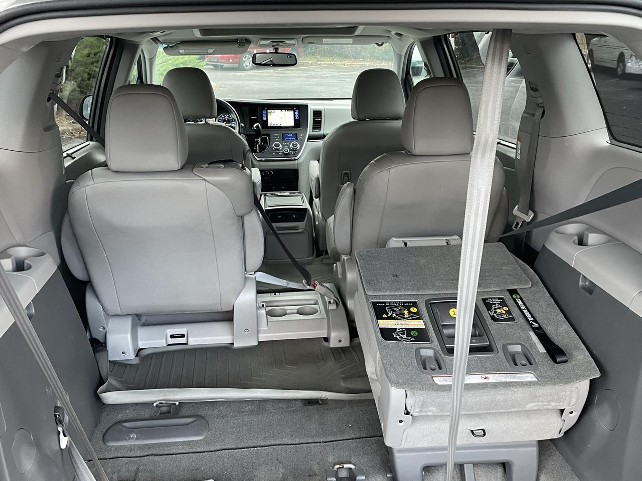 2015 Toyota Sienna XLE Alexandria VA