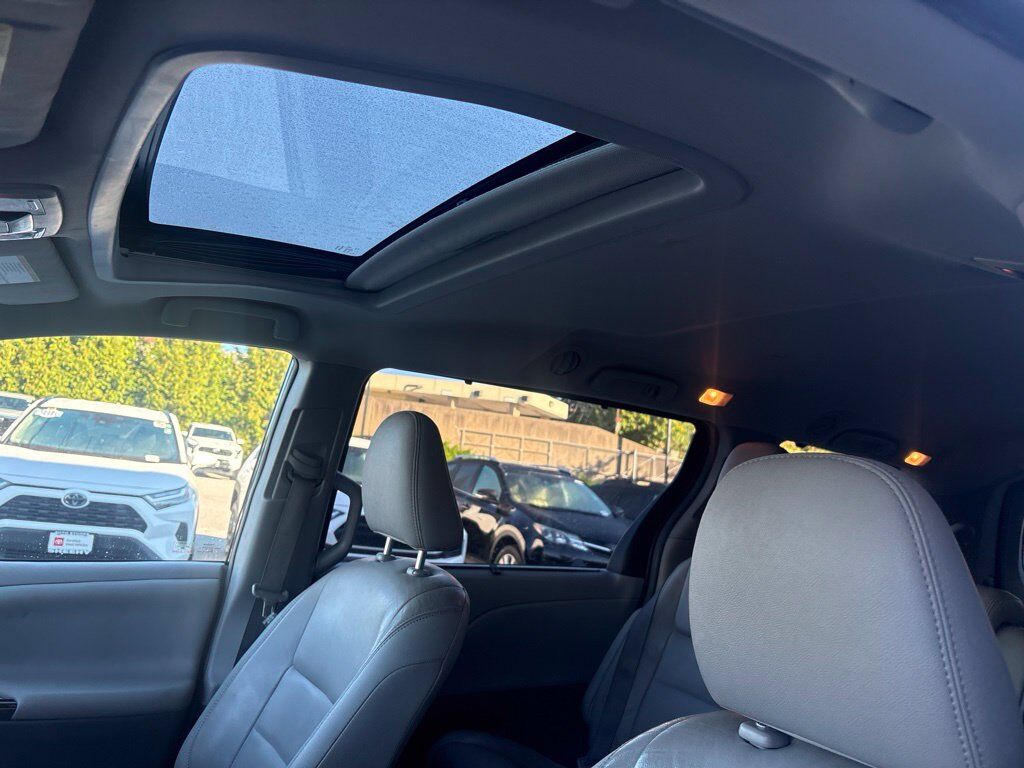 2015 Toyota Sienna XLE Cockeysville MD