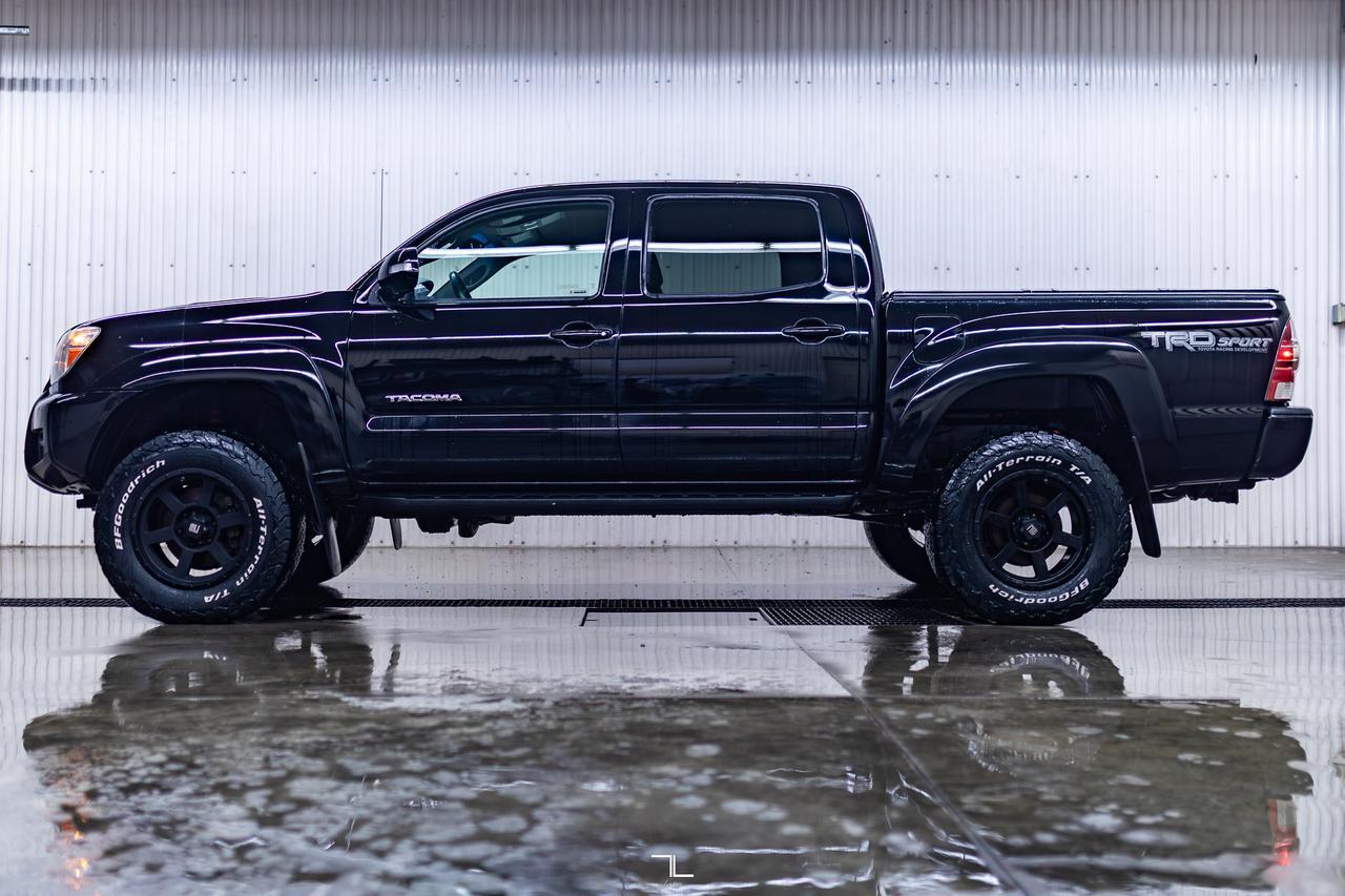 2015 Toyota Tacoma 4x4 Crew Can TRD Sport Manual BCam Red Deer AB