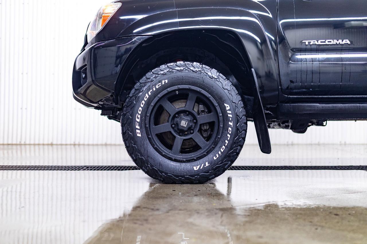 2015 Toyota Tacoma 4x4 Crew Can TRD Sport Manual BCam Red Deer AB