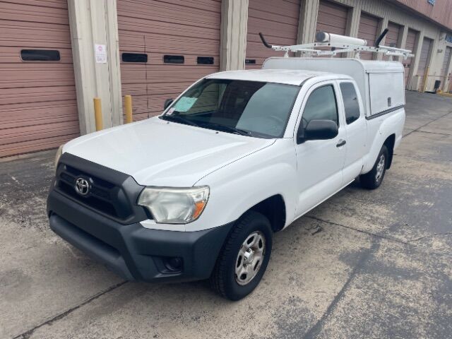 2015 Toyota Tacoma Medium Bed w/Rear Doors