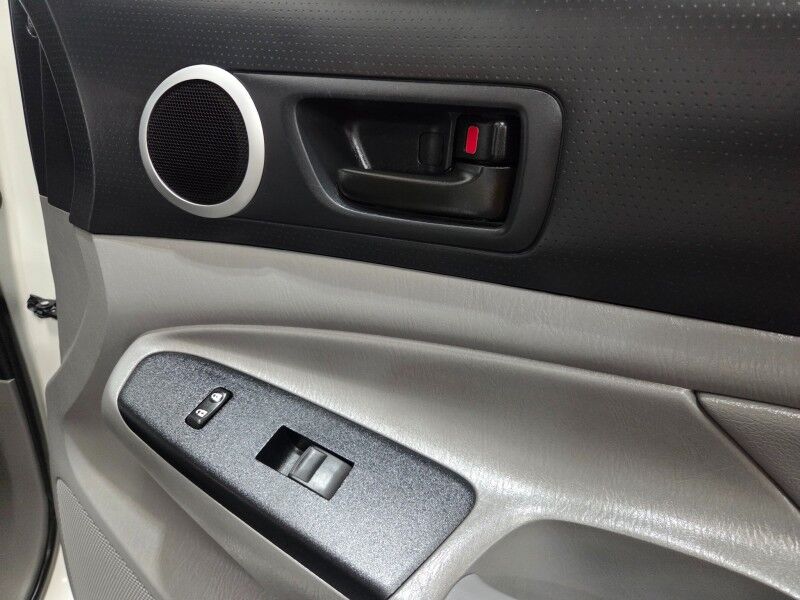 2015 Toyota Tacoma PreRunner 2.7L I-4 Keyless Remote Touch Screen Camera FREE WARRANTY Arlington TX