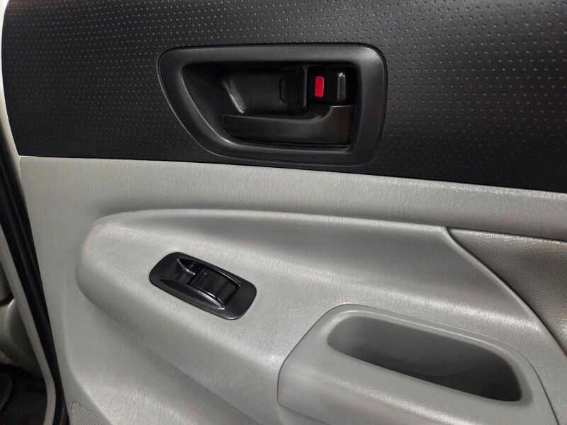 2015 Toyota Tacoma PreRunner 2.7L I-4 Keyless Remote Touch Screen Camera FREE WARRANTY Arlington TX