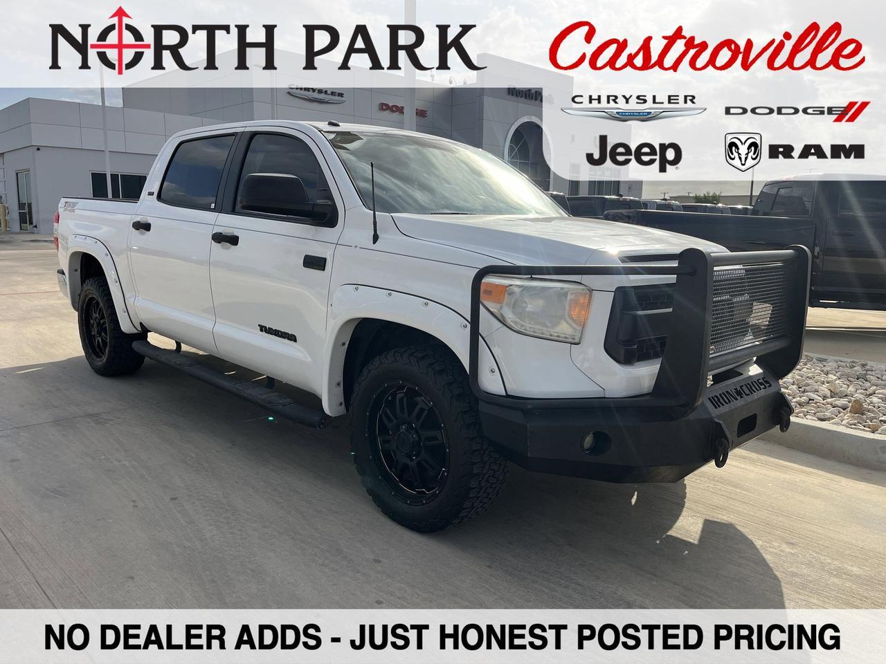 2015 Toyota Tundra 4WD Truck