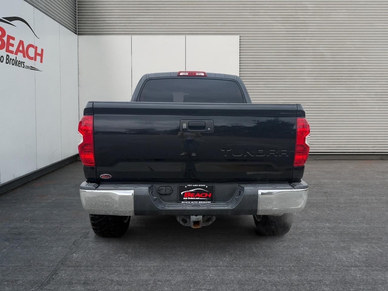 2015 Toyota Tundra 4WD Truck LIMITED, RUNNING BOARDS, TOW PACKAGE, SUNROOF, HEATED SEATS, KEYLESS ENTRY, BLUETOOTH, POWER/HEATED MIRRORS, BED LINER, LIFTED, OFF ROAD WHEELS, BACKUP CAMERA, CLEAN CARFAX, LOW MILES! Norfolk VA