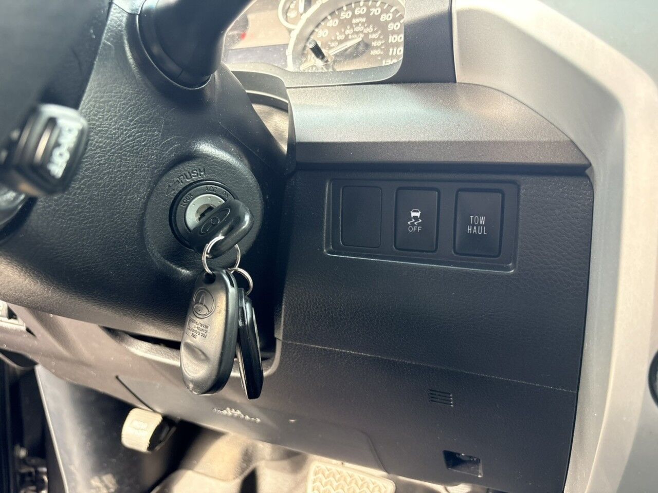 2015 Toyota Tundra 4WD Truck SR5 Fitchburg MA