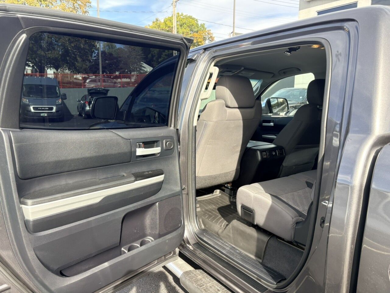 2015 Toyota Tundra 4WD Truck SR5 Fitchburg MA