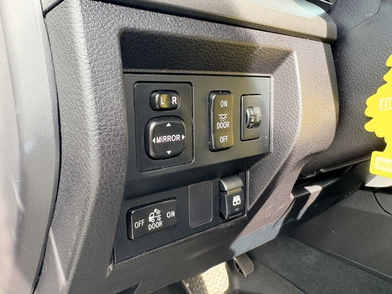 2015 Toyota Tundra 4WD Truck SR5 Fitchburg MA