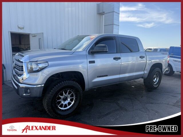 2015 Toyota Tundra 4WD Truck SR5