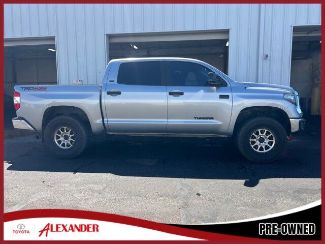 2015 Toyota Tundra 4WD Truck SR5