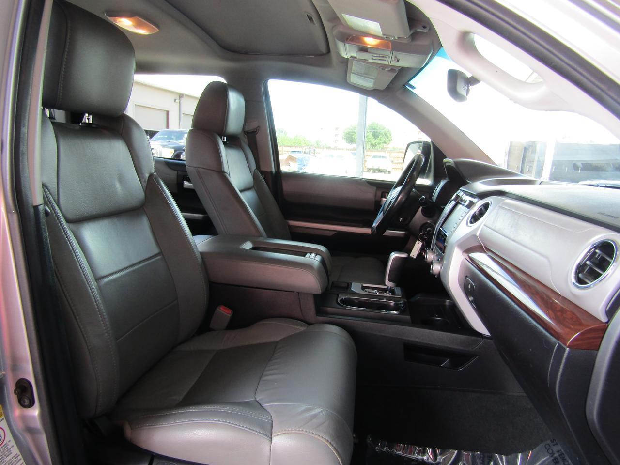 2015 Toyota Tundra CrewMax 5.7L FFV V8 6-Spd AT LTD (Natl) Grand Prairie TX