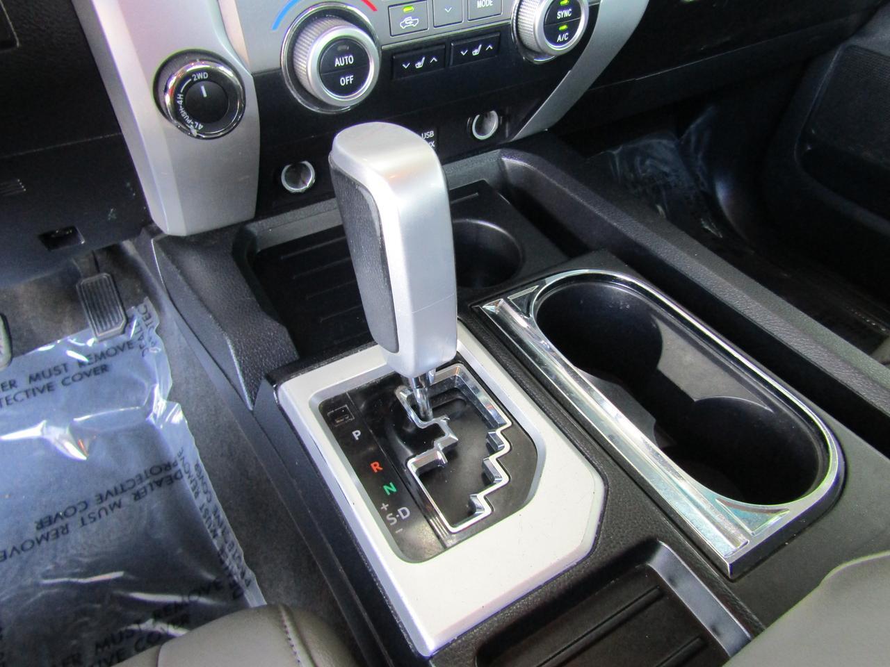 2015 Toyota Tundra CrewMax 5.7L FFV V8 6-Spd AT LTD (Natl) Grand Prairie TX