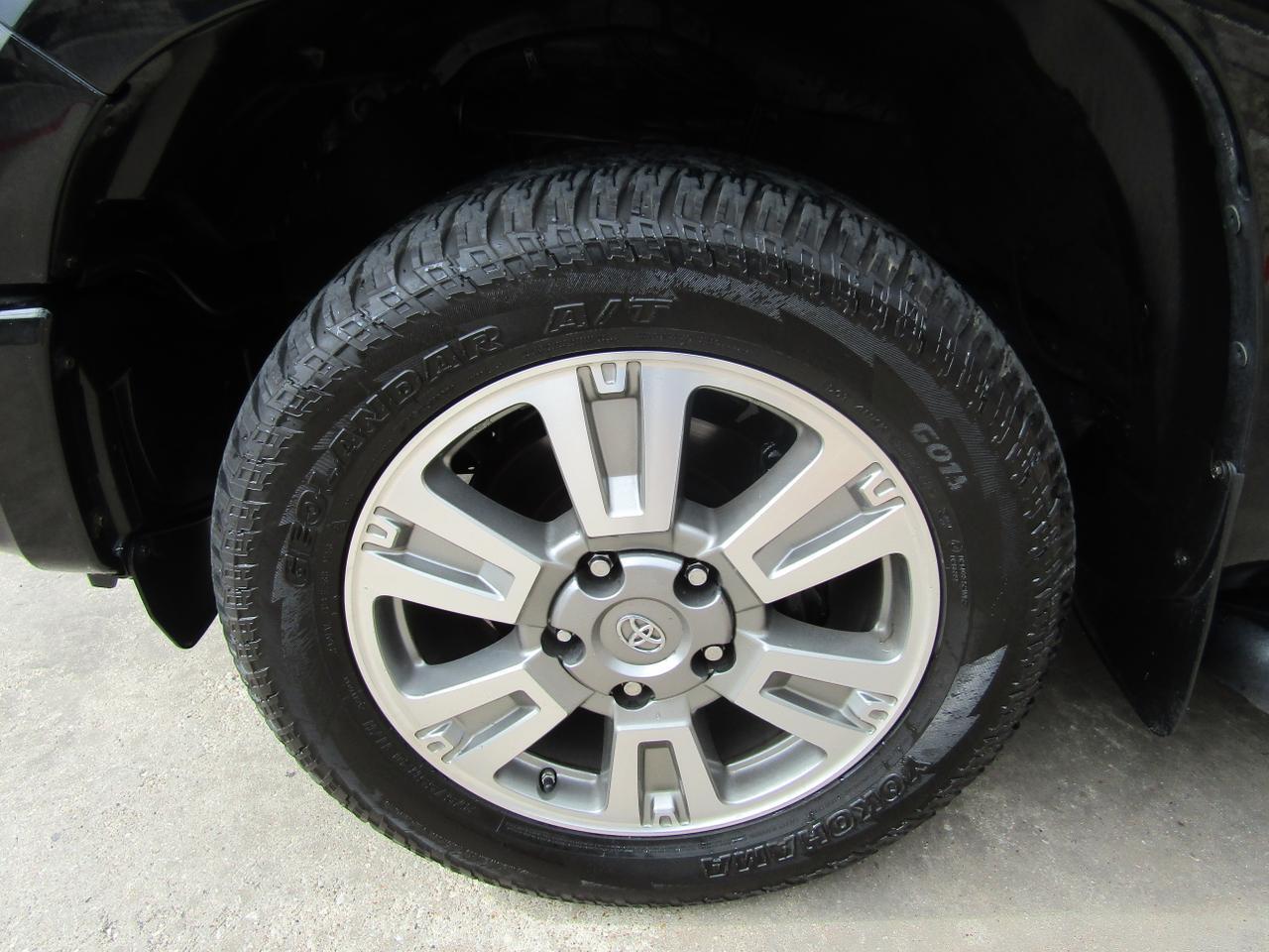 2015 Toyota Tundra CrewMax 5.7L FFV V8 6-Spd AT Platinum (Natl) Grand Prairie TX