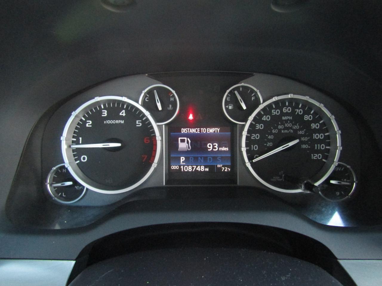 2015 Toyota Tundra CrewMax 5.7L FFV V8 6-Spd AT SR5 (Natl) Grand Prairie TX