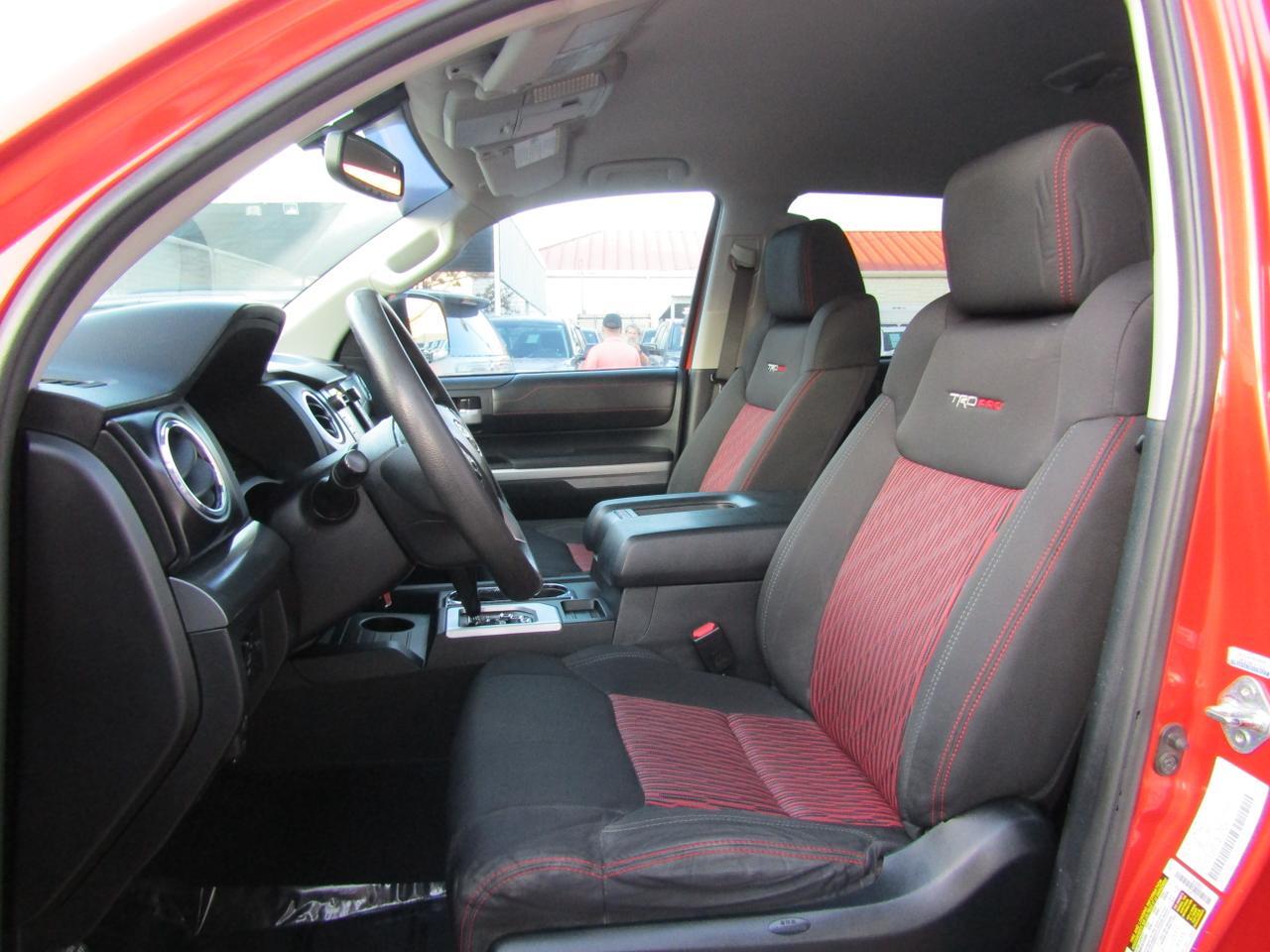 2015 Toyota Tundra CrewMax 5.7L FFV V8 6-Spd AT SR5 (Natl) Grand Prairie TX