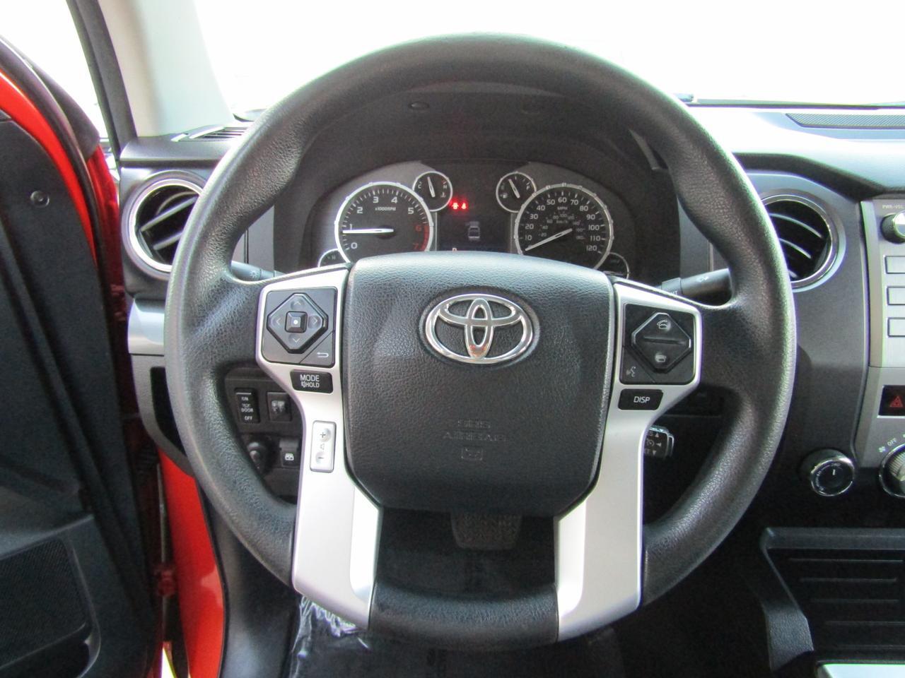 2015 Toyota Tundra CrewMax 5.7L FFV V8 6-Spd AT SR5 (Natl) Grand Prairie TX