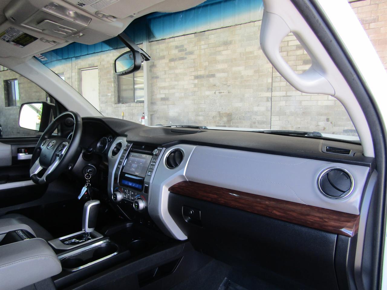 2015 Toyota Tundra CrewMax 5.7L V8 6-Spd AT LTD (Natl) Grand Prairie TX