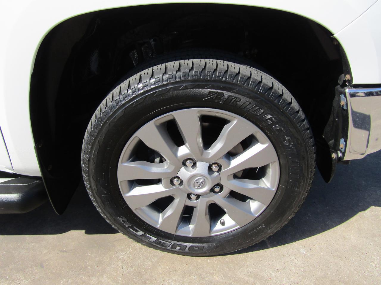 2015 Toyota Tundra CrewMax 5.7L V8 6-Spd AT LTD (Natl) Grand Prairie TX
