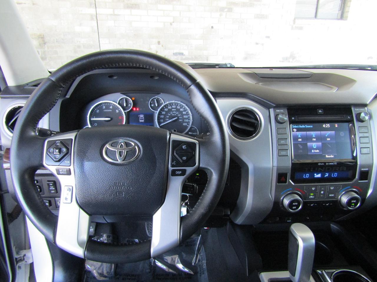 2015 Toyota Tundra CrewMax 5.7L V8 6-Spd AT LTD (Natl) Grand Prairie TX