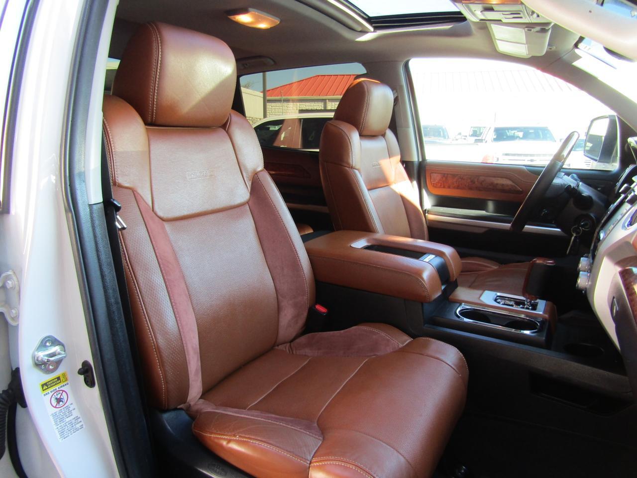 2015 Toyota Tundra CrewMax 5.7L V8 6-Spd AT Platinum (Natl) Grand Prairie TX