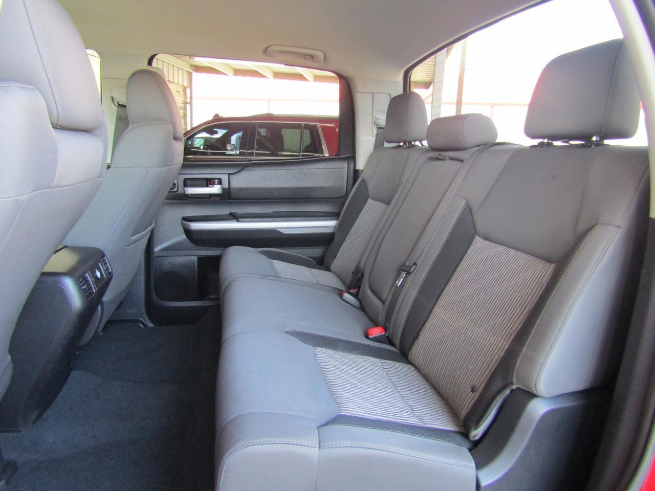 2015 Toyota Tundra CrewMax 5.7L V8 6-Spd AT SR5 (Natl) Grand Prairie TX