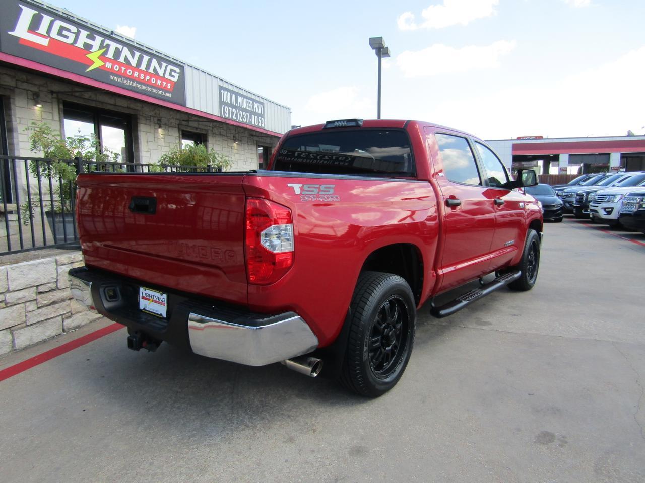 2015 Toyota Tundra CrewMax 5.7L V8 6-Spd AT SR5 (Natl) Grand Prairie TX