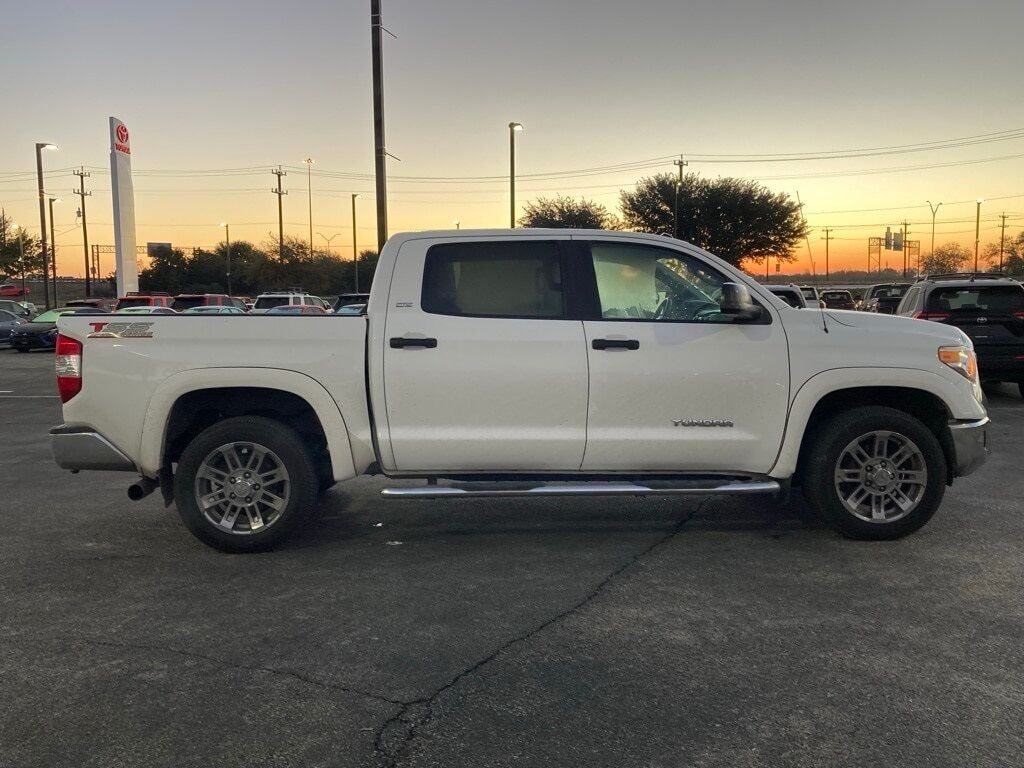 2015 Toyota Tundra SR5