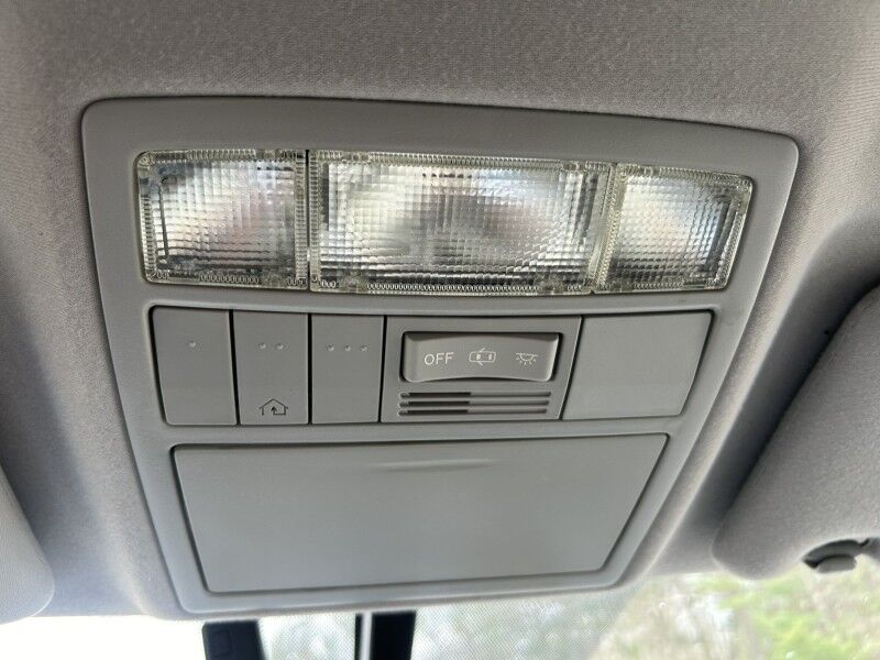 2015 Toyota Venza LE - LOW MILES - VERY CLEAN UNDERNEATH Whitinsville MA