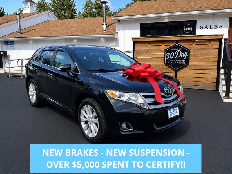 2015 Toyota Venza LE - LOW MILES - VERY CLEAN UNDERNEATH