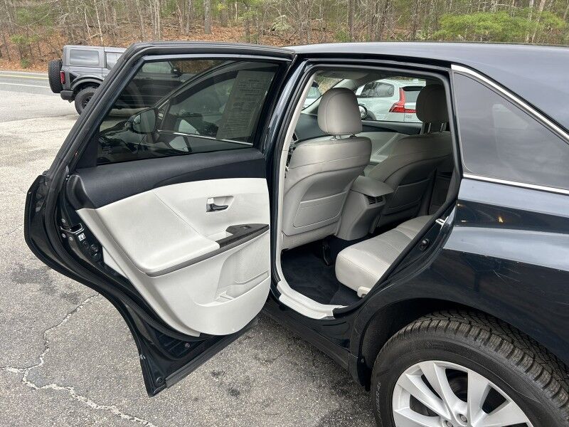 2015 Toyota Venza LE - LOW MILES - VERY CLEAN UNDERNEATH Webster MA
