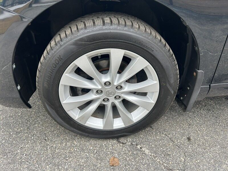 2015 Toyota Venza LE - LOW MILES - VERY CLEAN UNDERNEATH Webster MA
