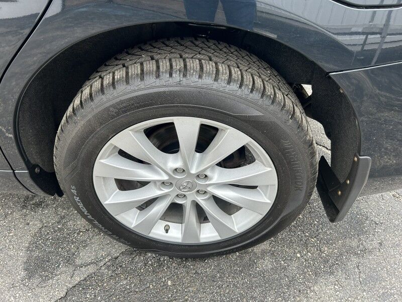 2015 Toyota Venza LE - LOW MILES - VERY CLEAN UNDERNEATH Webster MA
