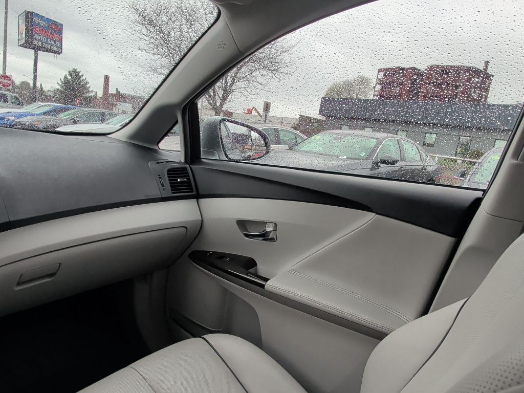 2015 Toyota Venza XLE Worcester MA