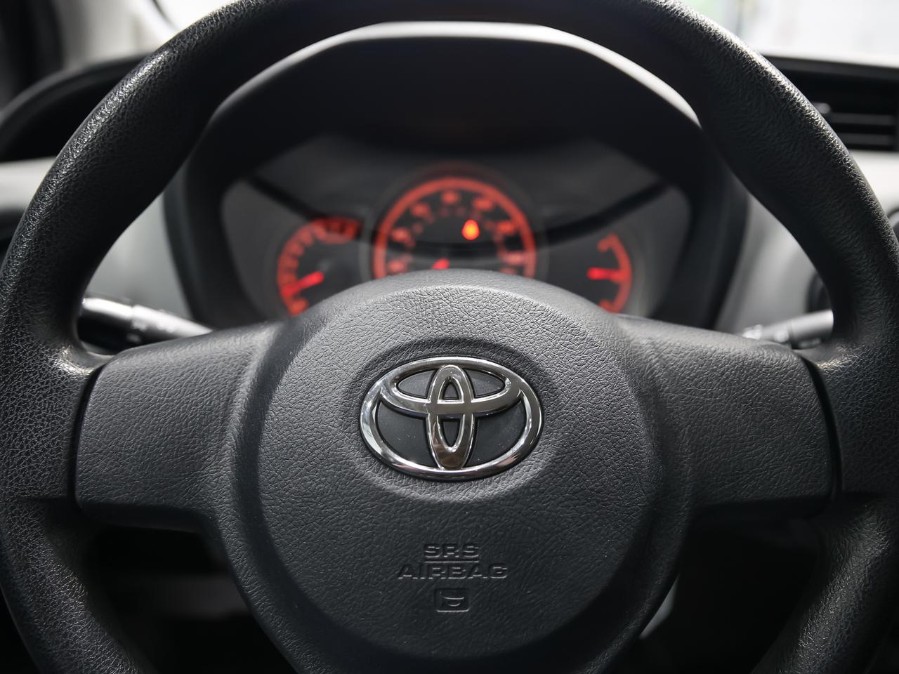 2015 Toyota Yaris L Cranberry PA