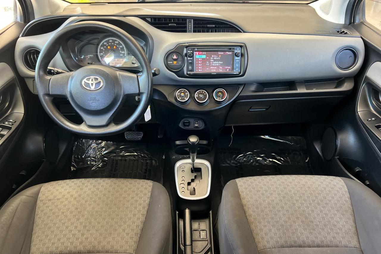 2015 Toyota Yaris L