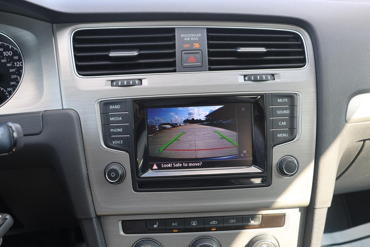 2015 VOLKSWAGEN GOLF Houston TX