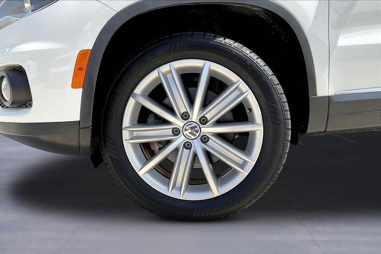 2015 VOLKSWAGEN TIGUAN S Houston TX