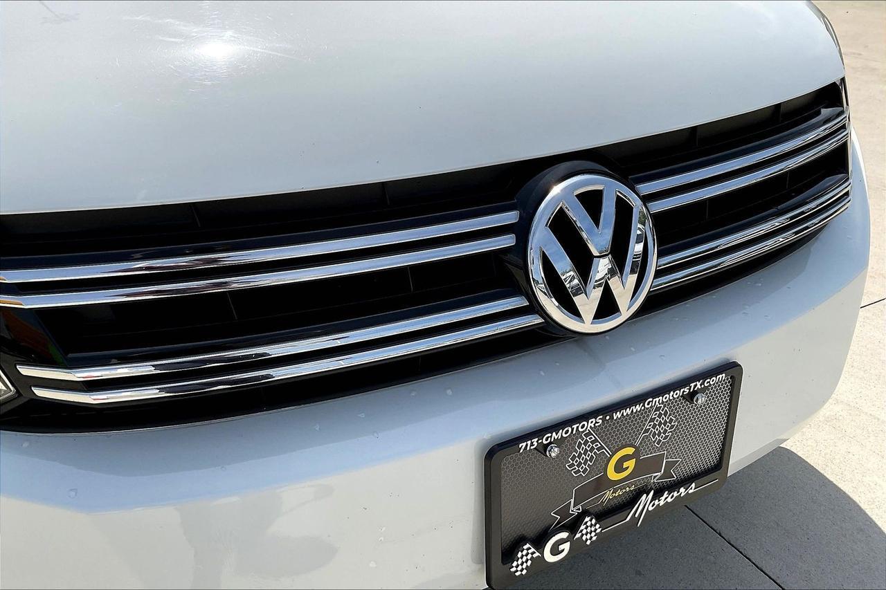 2015 VOLKSWAGEN TIGUAN S Houston TX