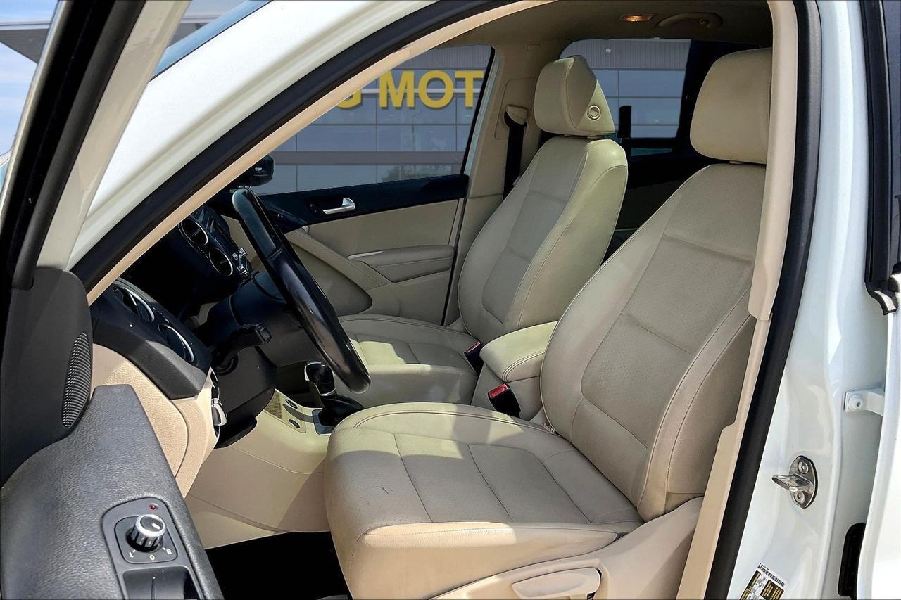 2015 VOLKSWAGEN TIGUAN S Houston TX
