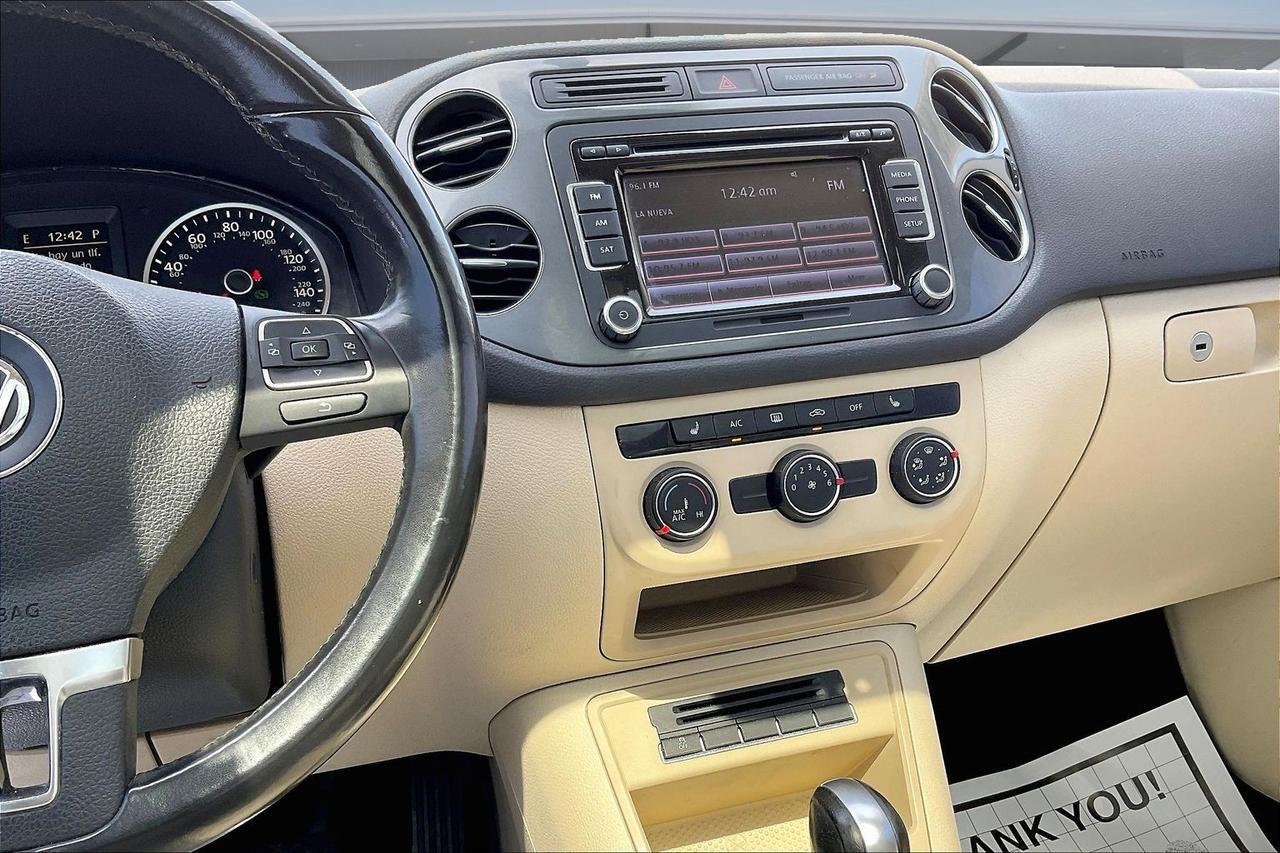 2015 VOLKSWAGEN TIGUAN S Houston TX