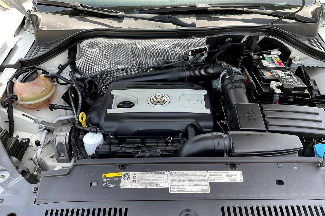 2015 VOLKSWAGEN TIGUAN S Houston TX