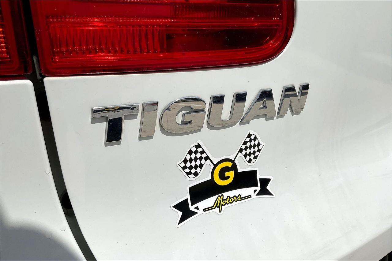 2015 VOLKSWAGEN TIGUAN S Houston TX