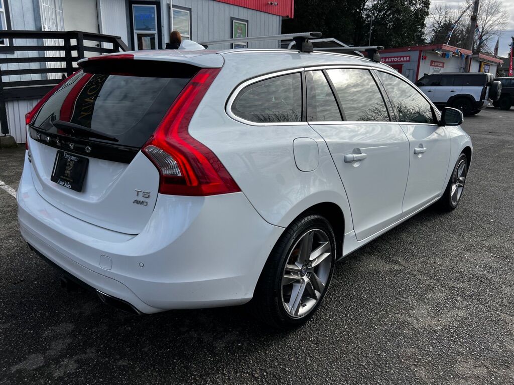 2015 VOLVO V60 T5 PREMIER Des Moines WA