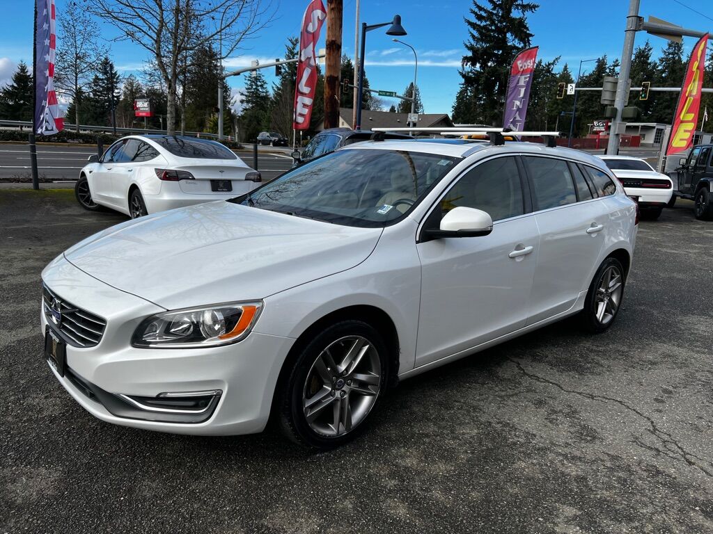 2015 VOLVO V60 T5 PREMIER